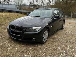 Schwarz Gebraucht 2011 BMW 318 Kombi | 5.890 € (Fairer Preis)