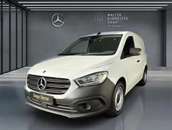 Arktikweiß Gebraucht 2023 Mercedes Citan 110 Van / Kleinbus | 21.408 € (Fairer Preis)