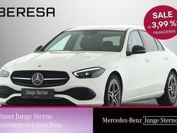 Weiß Gebraucht 2022 Mercedes C200 AMG Limousine | 33.280 € (Guter Preis)