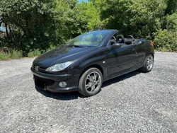 Schwarz Gebraucht 2005 Peugeot 206 CC Cabrio | 2.599 € (Fairer Preis)