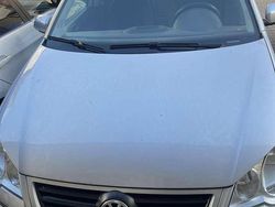 Grau Gebraucht 2005 VW Polo Comfortline Kleinwagen | 1.700 € (Superpreis)