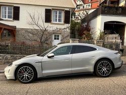 Grau Gebraucht 2021 Porsche Taycan Limousine | 59.900 € (Superpreis)