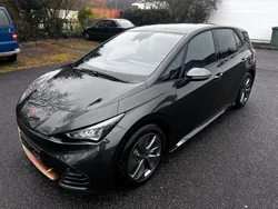Quasargrau Gebraucht 2023 Cupra Born Kleinwagen | 31.290 € (Etwas zu teuer)