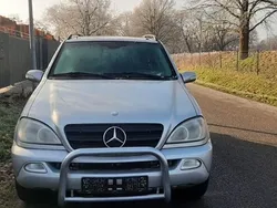 Mercedes ML270