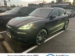 Blau Gebraucht 2020 Porsche Cayenne S Sport SUV | 57.959 € (Fairer Preis)