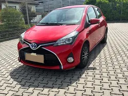 Rot Gebraucht 2014 Toyota Yaris Club Kleinwagen | 9.200 € (Guter Preis)