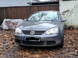 Grau Gebraucht 2006 VW Golf V Goal Kleinwagen | 2.000 € (Fairer Preis)