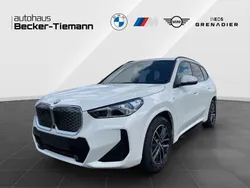 Weiß Neu 2025 BMW iX1 Exclusive SUV | 48.900 € (Fairer Preis)