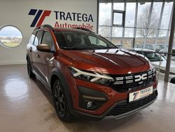 Braun Gebraucht 2025 Dacia Jogger Extreme Van / Kleinbus | 20.340 € (Guter Preis)