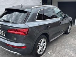 Grau Gebraucht 2017 Audi Q5 S-Line SUV | 27.900 € (Etwas zu teuer)