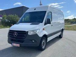 Weiß Gebraucht 2022 Mercedes Sprinter Van | 25.500 €