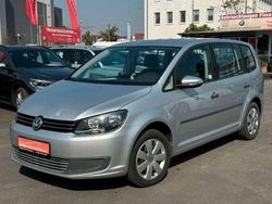 Silber Gebraucht 2010 VW Touran Van / Kleinbus | 5.900 € (Fairer Preis)
