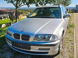 Silber Gebraucht 2001 BMW 320 Sport Line Kombi | 1.500 € (Superpreis)