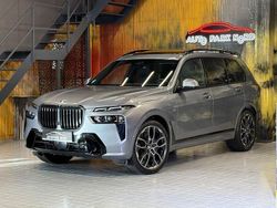 Grau Gebraucht 2024 BMW X7 M Sport SUV | 83.900 € (Guter Preis)