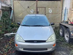 Silber Gebraucht 1998 Ford Focus Limousine | 500 € (Superpreis)