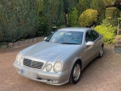 Silber Gebraucht 2000 Mercedes CLK230 Elegance Coupé | 5.000 € (Fairer Preis)