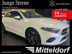 Weiß Gebraucht 2024 Mercedes A200 Advanced Limousine | 33.880 € (Teuer)