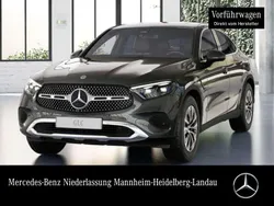 Grau Gebraucht 2025 Mercedes GLC200 SUV | 56.590 € (Etwas zu teuer)