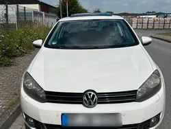 Weiß Gebraucht 2009 VW Golf VI Kleinwagen | 5.700 € (Teuer)