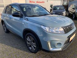 Ice blue / schwarz Gebraucht 2020 Suzuki Vitara Comfort SUV | 14.950 € (Guter Preis)