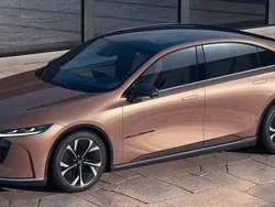 Orange Neu 2025 Mazda 6e Takumi-Line Limousine | 42.729 €