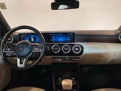 Andere außenfarben Gebraucht 2019 Mercedes A200 Limousine | 21.000 € (Fairer Preis)