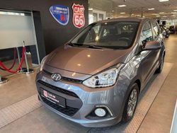 Grau Gebraucht 2015 Hyundai i10 Edition Kleinwagen | 7.490 € (Fairer Preis)