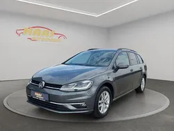 Grau Gebraucht 2019 VW Golf VII Comfortline Kombi | 20.790 € (Fairer Preis)