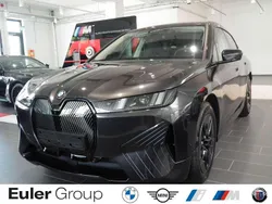 Sophistograu brillanteffekt me Gebraucht 2025 BMW iX SUV | 84.499 €