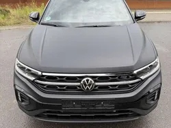 Schwarz Gebraucht 2024 VW T-Roc Cabriolet R-line Edition Cabrio | 45.000 €