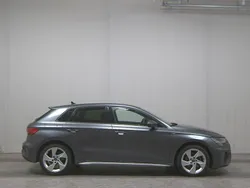 Daytonagrau perleffekt Gebraucht 2024 Audi A3 S-Line Limousine | 25.480 € (Guter Preis)