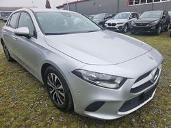 Silber Gebraucht 2021 Mercedes A180 Limousine | 15.708 € (Superpreis)