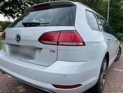 Silber Gebraucht 2018 VW Golf VII Kombi | 10.900 € (Teuer)
