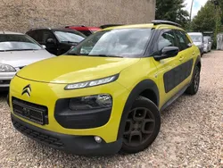Gelb Gebraucht 2016 Citroën C4 Cactus SELECTION Kleinwagen | 5.950 € (Guter Preis)