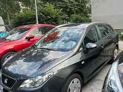 Grau Gebraucht 2010 Seat Ibiza ST Kombi | 4.000 €