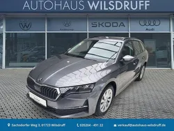 Grau Gebraucht 2024 Skoda Octavia Style Kombi | 35.470 € (Fairer Preis)