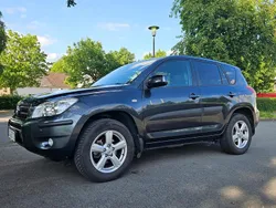 Grau Gebraucht 2006 Toyota RAV4 SUV | 6.999 € (Fairer Preis)