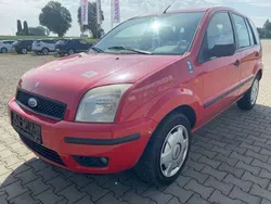 Rot Gebraucht 2005 Ford Fusion Kleinwagen | 590 € (Superpreis)