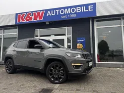 Grau Gebraucht 2021 Jeep Compass SUV | 25.990 € (Fairer Preis)