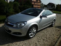 Silber metallic Gebraucht 2007 Opel Astra Cabriolet Cosmo Cabrio | 11.500 €