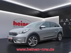 Grau Gebraucht 2018 Kia Niro Spirit SUV | 16.499 € (Guter Preis)