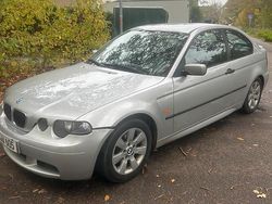 Silber Gebraucht 2004 BMW 318 Compact Kleinwagen | 1.100 € (Guter Preis)