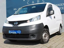 Weiß Gebraucht 2015 Nissan Evalia Comfort Van / Kleinbus | 5.490 € (Fairer Preis)