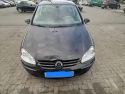 Gebraucht 2004 VW Golf IV Comfortline Limousine | 3.500 € (Etwas zu teuer)