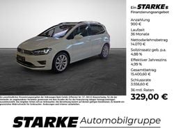 Weiß Gebraucht 2016 VW Golf Sportsvan Highline Van / Kleinbus | 14.970 € (Fairer Preis)