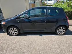 Schwarz Gebraucht 2010 Mitsubishi Colt Kleinwagen | 3.000 €