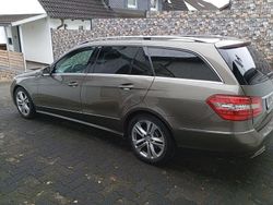 Grau Gebraucht 2012 Mercedes E250 Avantgarde Kombi | 7.990 € (Superpreis)