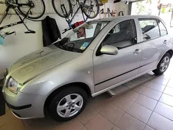 Grau Gebraucht 2007 Skoda Fabia Ambiente Limousine | 2.350 € (Etwas zu teuer)