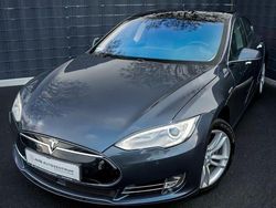 Grau Gebraucht 2015 Tesla Model S Kleinwagen | 29.100 € (Teuer)