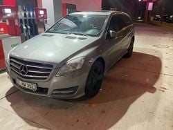 Grau Gebraucht 2011 Mercedes R350 Van / Kleinbus | 7.300 € (Superpreis)